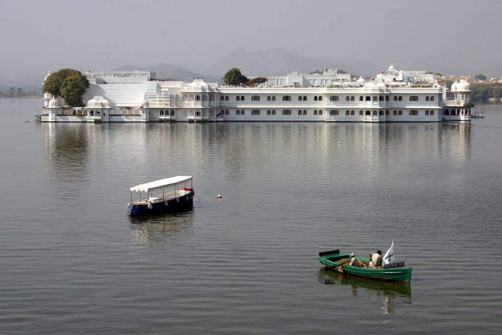 Govindgarh Palace and Lake Rewa MP